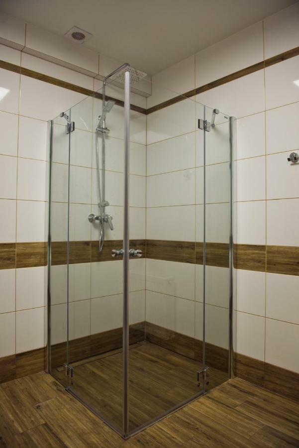 Buczyna W Sierakowie Apartamento