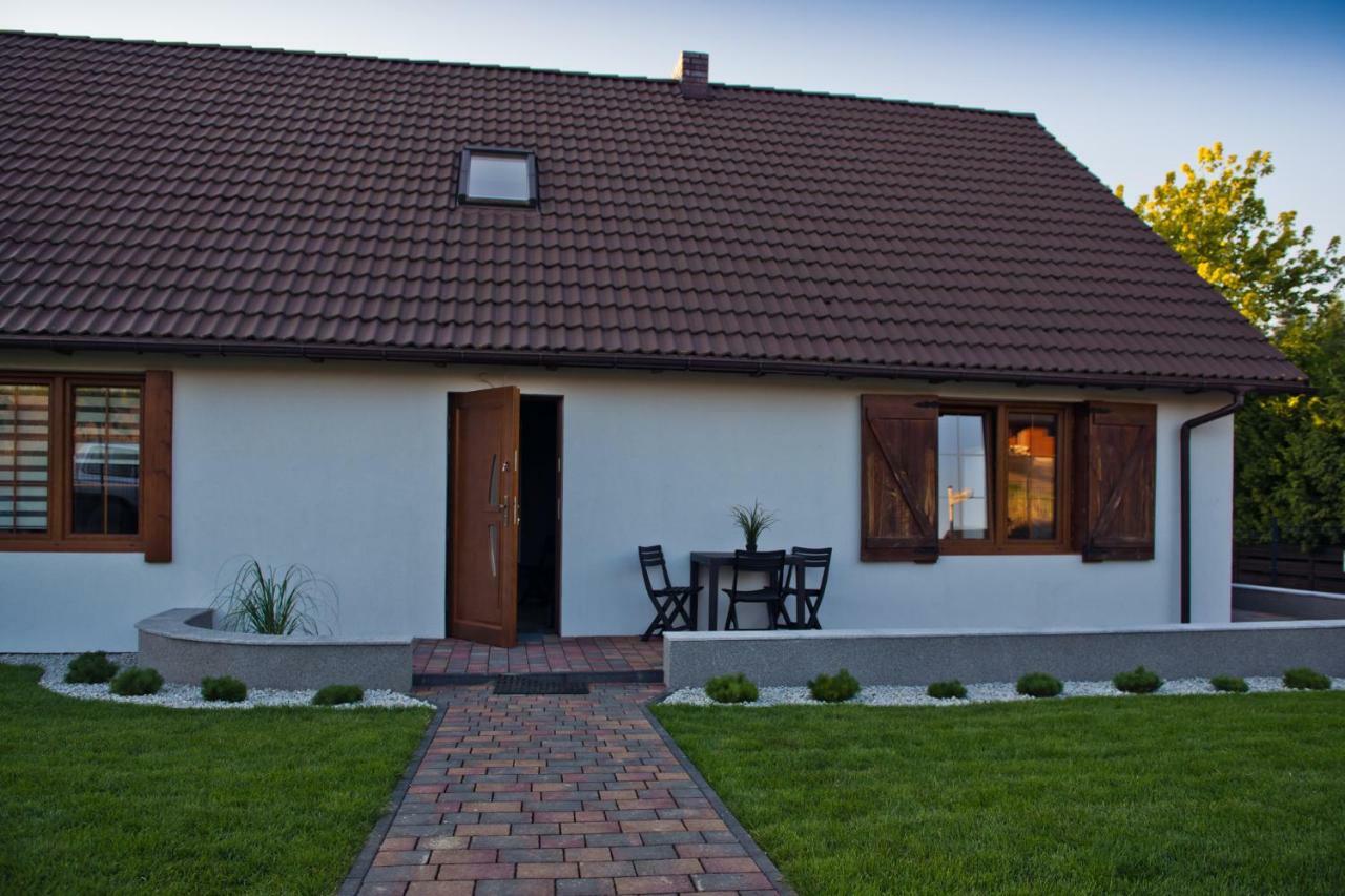 Buczyna W Sierakowie Apartamento